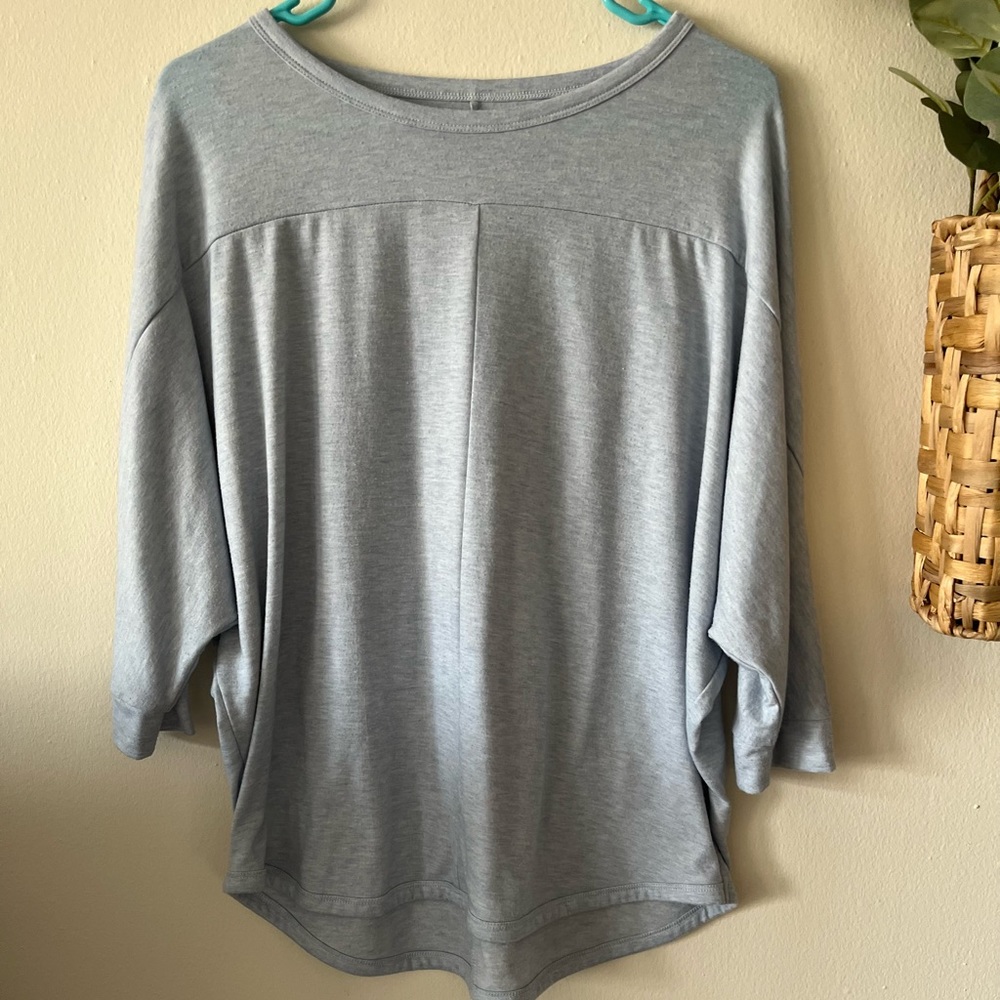 Light blue 3/4 sleeve tee